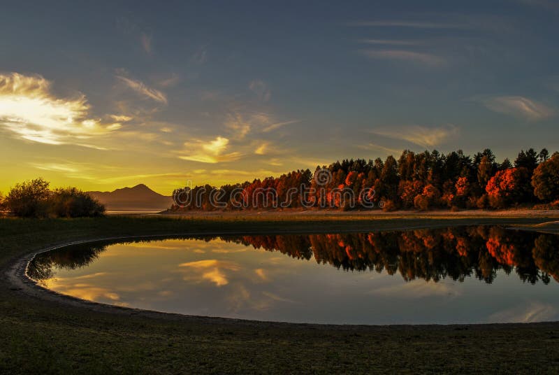 Fall on the lake