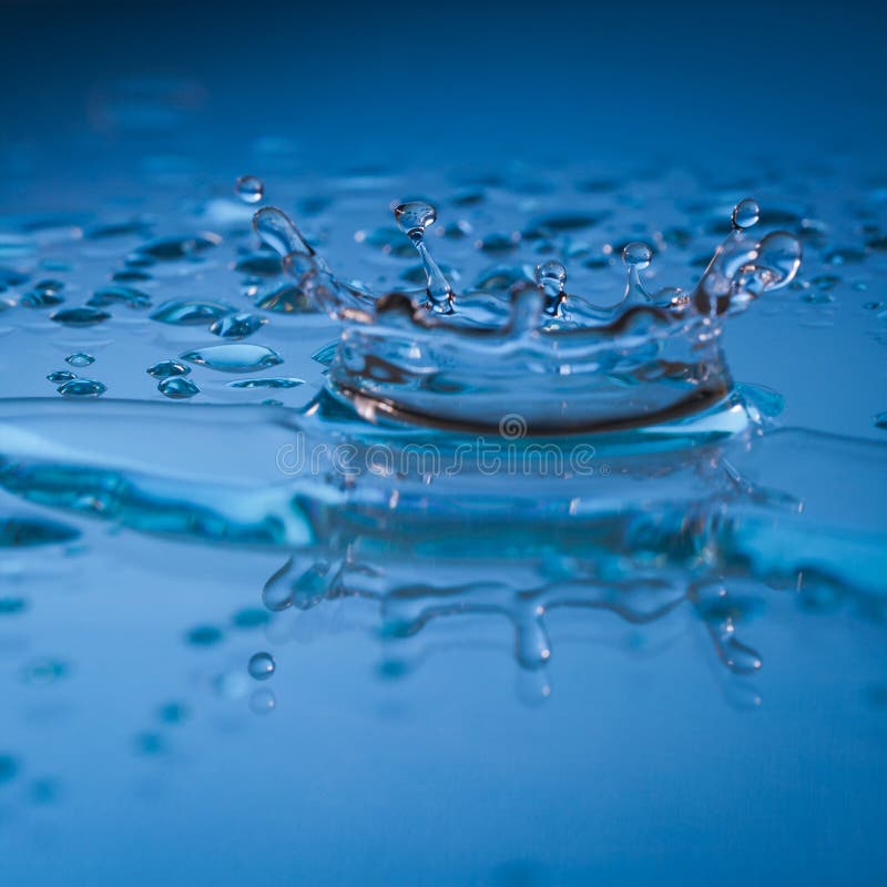 Water drops splashing