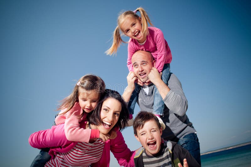 Famiglia felice Famiglia felice