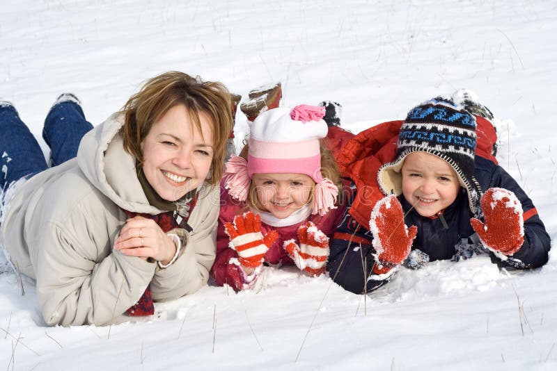 Familia en la nieve Familia en la nieve