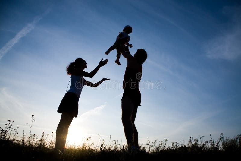 Famille heureuse image libre de droits