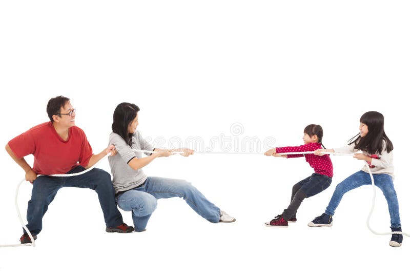 Famille jouant le conflit photographie stock Famille jouant le conflit photographie stock