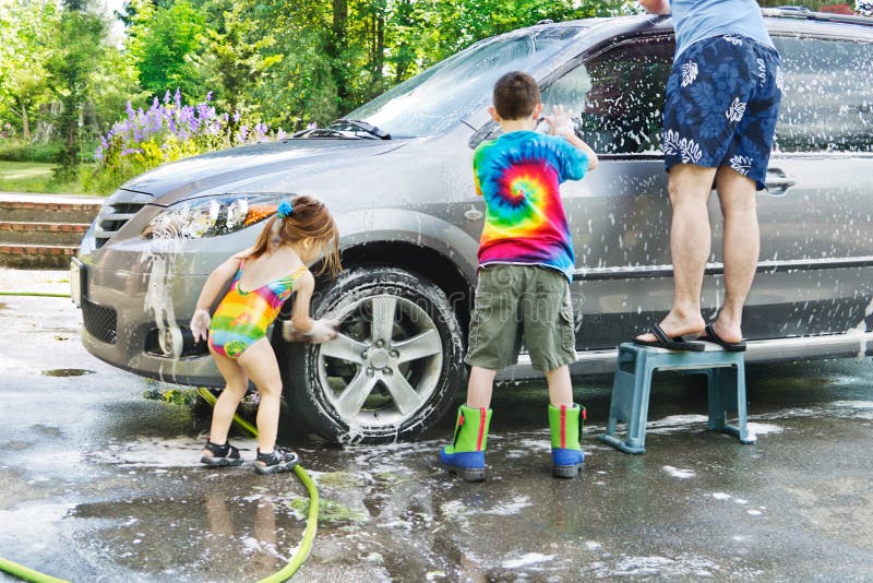PHOTOS: Safe Camp kids car wash