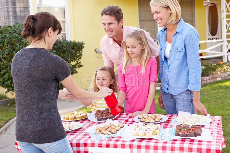 Family Running Charity Bake Sale