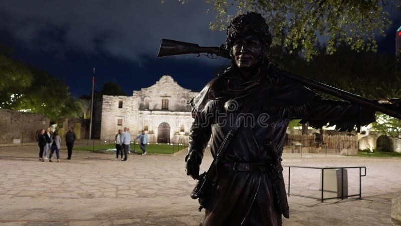 Famoso alamo ad alamo plaza a san antonio la notte San antonio Stati Uniti