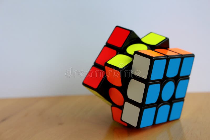 Speedcubing hi-res stock photography and images - Alamy