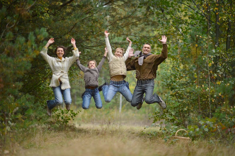 Família unida e feliz fotografia de stock royalty free
