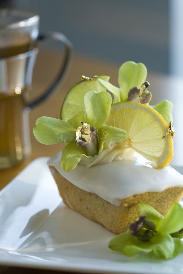 Fancy Financier made with Yuzu