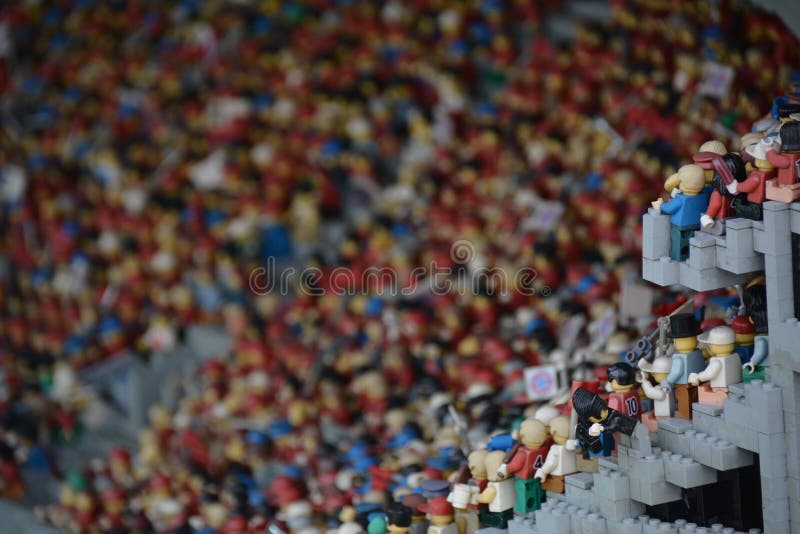 Stade De Football Fait à Partir Du Bloc En Plastique De Lego Image stock  éditorial - Image du amusement, bavière: 54635449