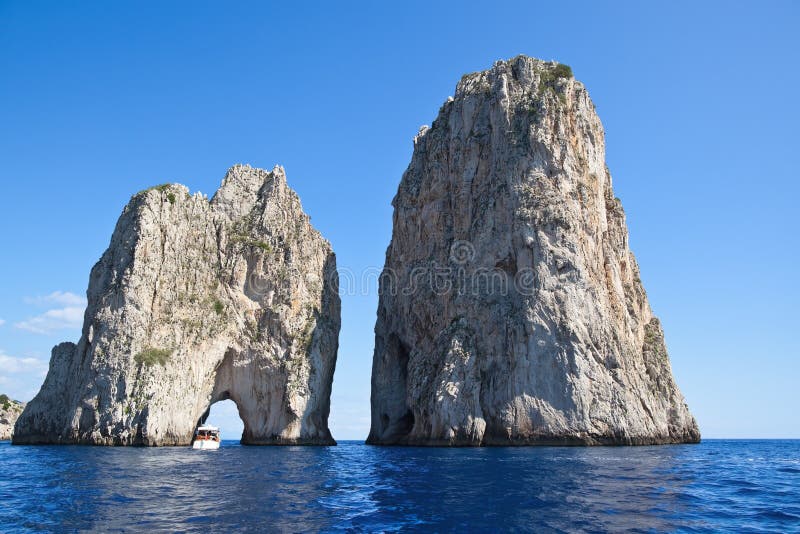 Faraglioni, eiland Capri (Italië)