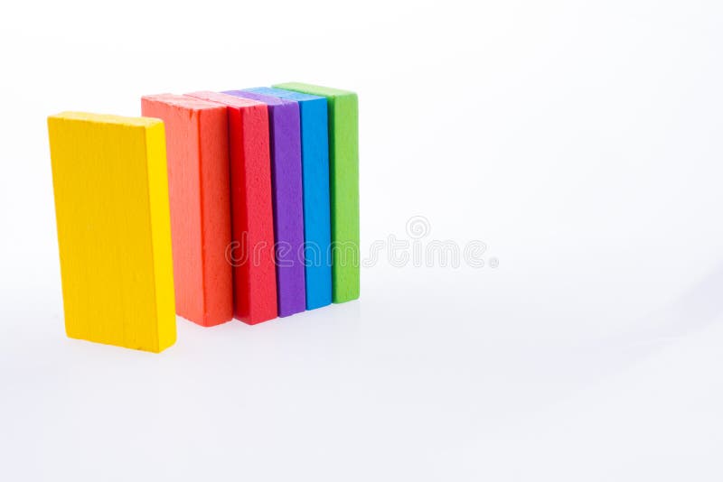 Farbdominos lizenzfreie stockbilder Farbdominos lizenzfreie stockbilder