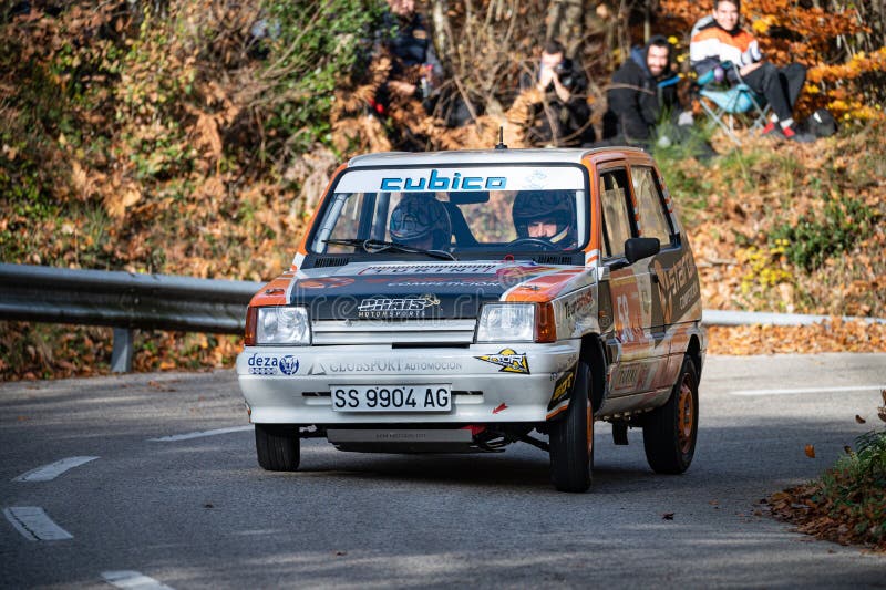 Farbenfroher Sitz Marmor GL Rallye Auto fahren während der 69. Rallye costa brava Wettbewerb