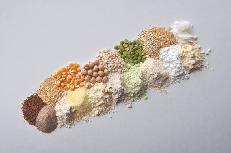 Farina, grani e legumi senza glutine alternativi - tef, amaranto, cereale, ceci, sorgo, piselli, quinoa, riso, coc immagini stock Farina, grani e legumi senza glutine alternativi - tef, amaranto, cereale, ceci, sorgo, piselli, quinoa, riso, coc immagini stock