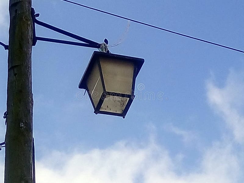 Farola. Antigua farola hoy día existente, en Araba. En el pueblo de Dulantzi stock photos Farola. Antigua farola hoy día existente, en Araba. En el pueblo de Dulantzi stock photos
