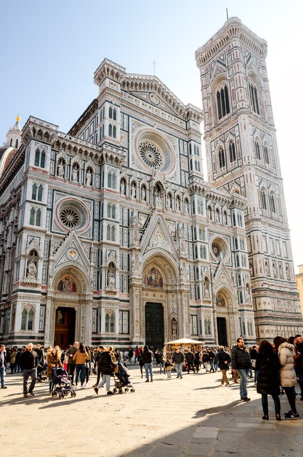 Fasada sławna bazylika Santa Maria Del Fiore w Florenie fotografia stock Fasada sławna bazylika Santa Maria Del Fiore w Florenie fotografia stock