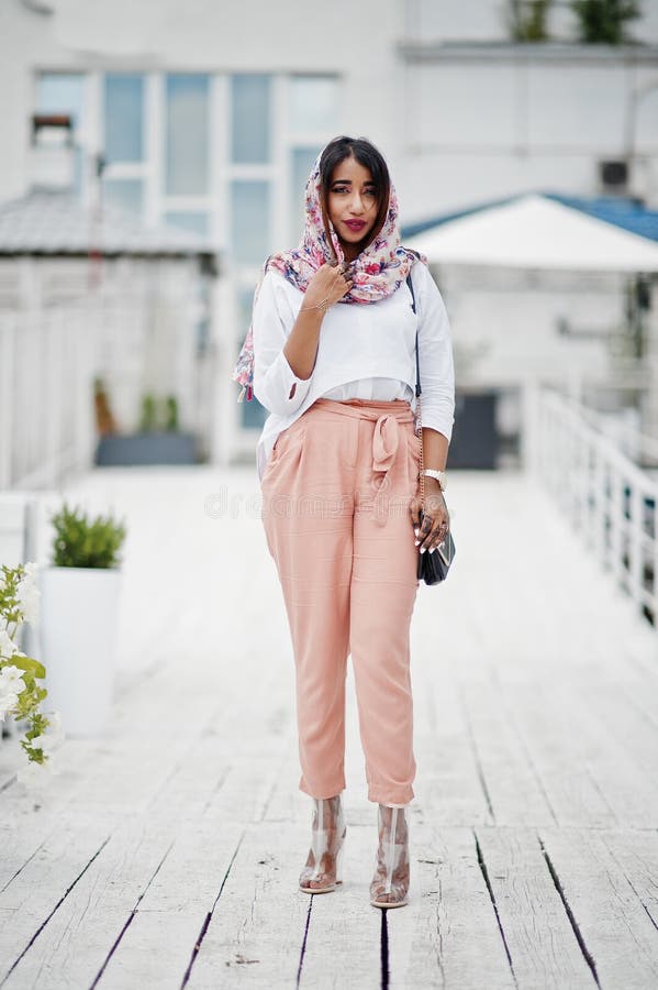 How to Style Khaki Pants  Atlanta fashion  City Peach