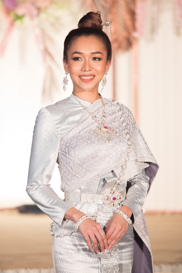 Fashion Model in Thai Traditional Costume Wedding Dress Editorial Image ...