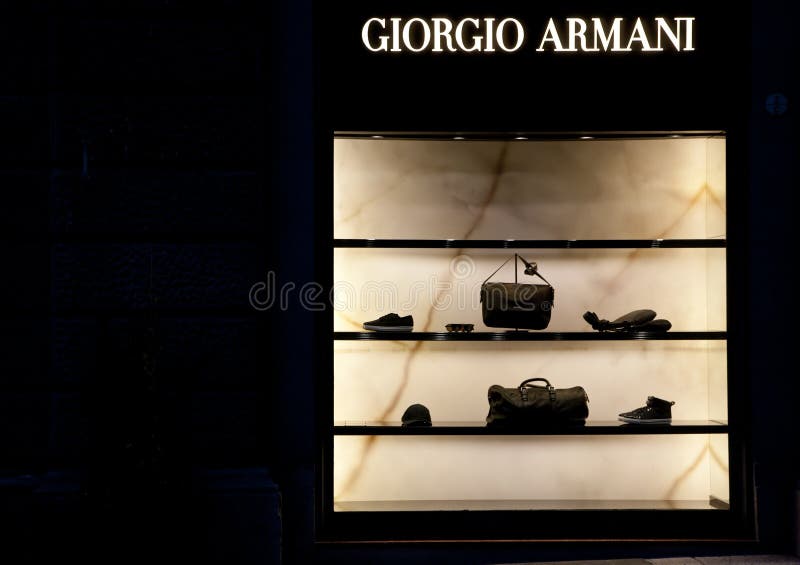 8,236 Photos de Armani - Photos de stock gratuites et libres de droits de  Dreamstime