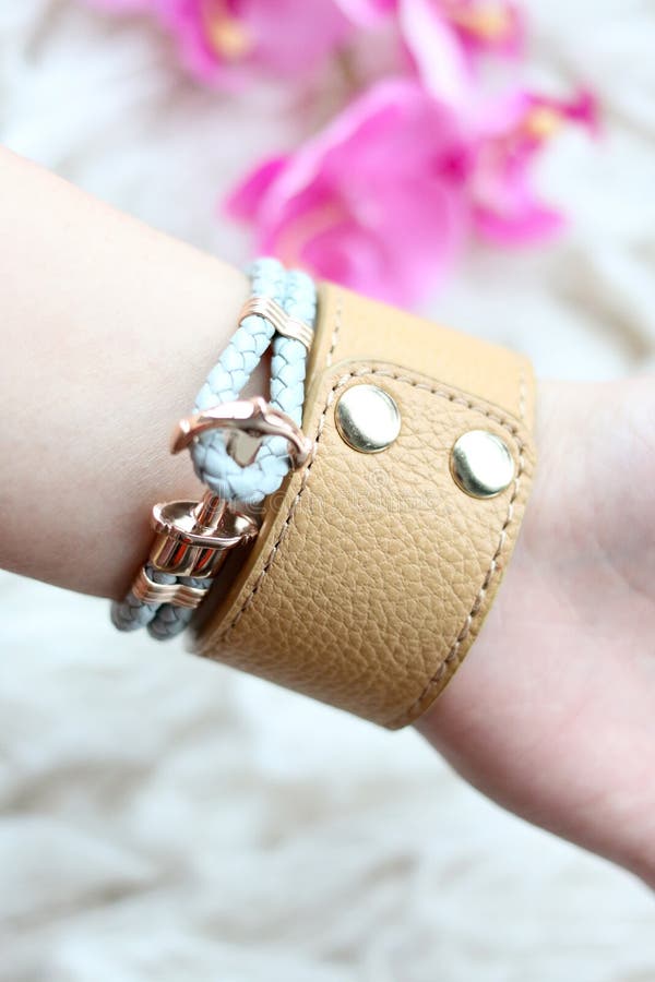 Handmade Alloy Heart Leather Bracelets Bangles Hemp Rope Bracelet For Women  Men Lovers Cuff price in UAE | Amazon UAE | kanbkam