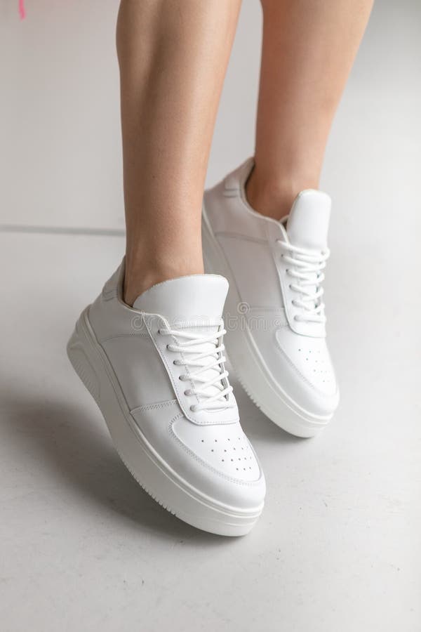 Fashionable Stylish Leather Sports Casual Shoes.white Stylish Sports ...