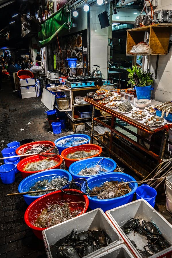 Fast Food on the Night Streets of Hong Kong Editorial Stock Image