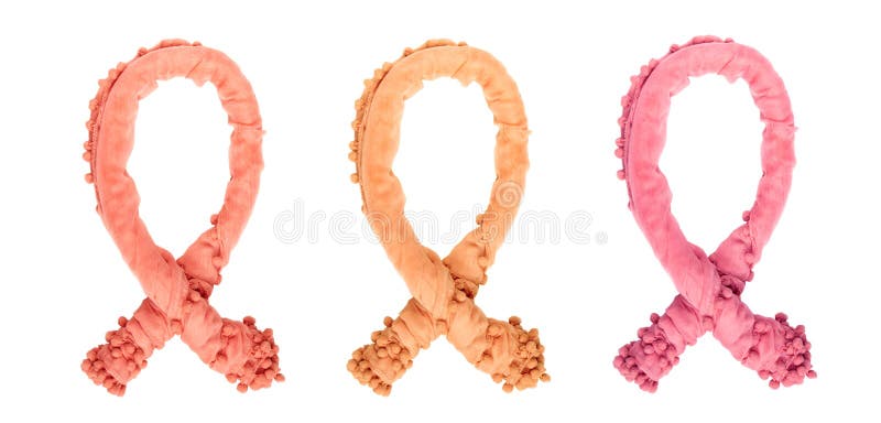 Fastställt kräm- rosa hjälpmedelband av vridet delikat tyg som isoleras på vit bakgrund royaltyfri bild Fastställt kräm- rosa hjälpmedelband av vridet delikat tyg som isoleras på vit bakgrund royaltyfri bild