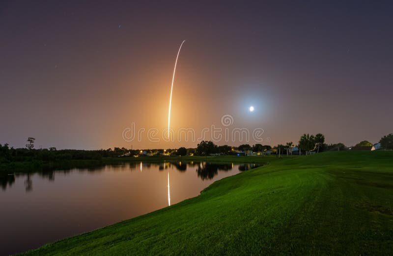 Faucon Rocket Launch lourd de SpaceX