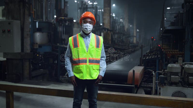 Față impresionantă de specialitate la stocarea digitală modernă a energiei. royalty free stock images