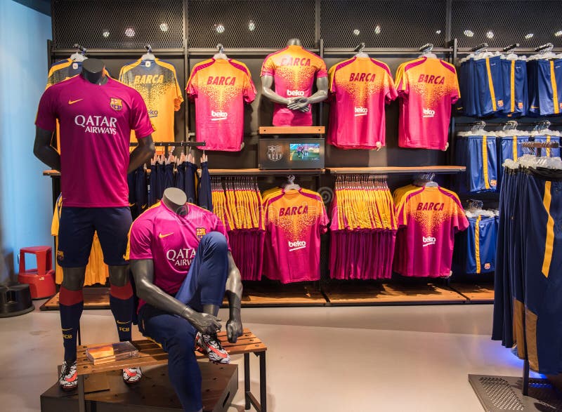 FC Barcelona Store Editorial Photo - Image of children, famous: 53100378