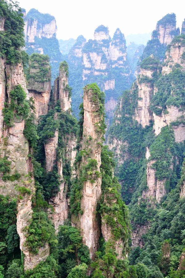 Featured mountain in China, Zhangjiajie