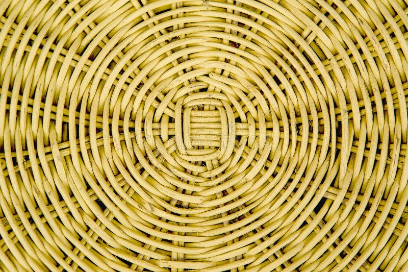 Fechado acima do vime amarelo da cor textured o fundo imagens de stock royalty free Fechado acima do vime amarelo da cor textured o fundo imagens de stock royalty free