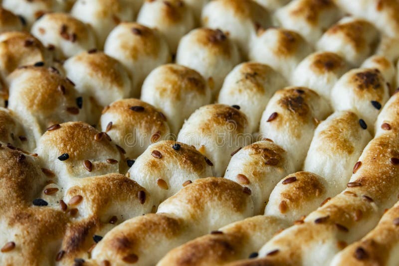 Feche acima do pão pronto para comer do pão árabe foto de stock royalty free