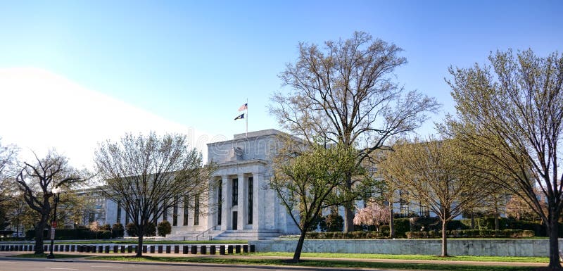 Federal Reserve si imbarca sulla costruzione nel Washington DC fotografia stock Federal Reserve si imbarca sulla costruzione nel Washington DC fotografia stock