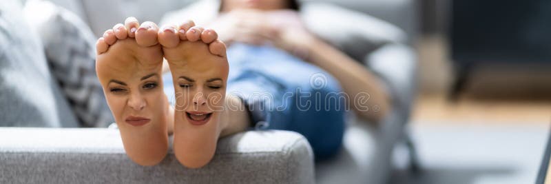 Legal Age Teenager foot sniffing