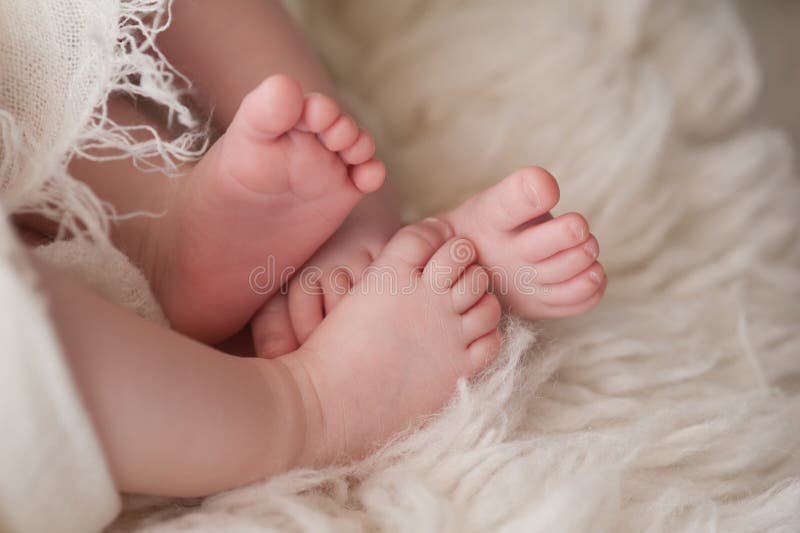 208 Twins Baby Feet Stock Photos - Free & Royalty-Free Stock Photos from  Dreamstime