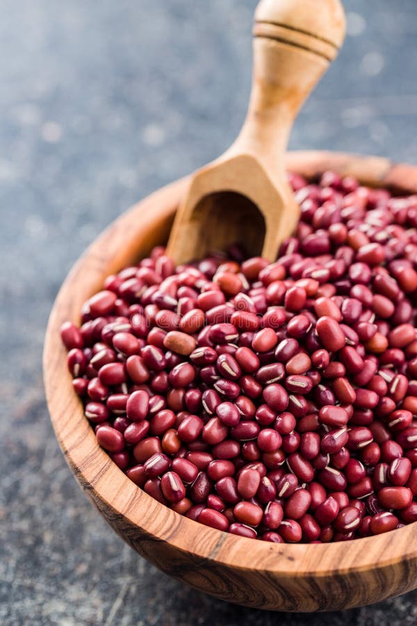 Feij? es de adzuki vermelhos imagens de stock royalty free