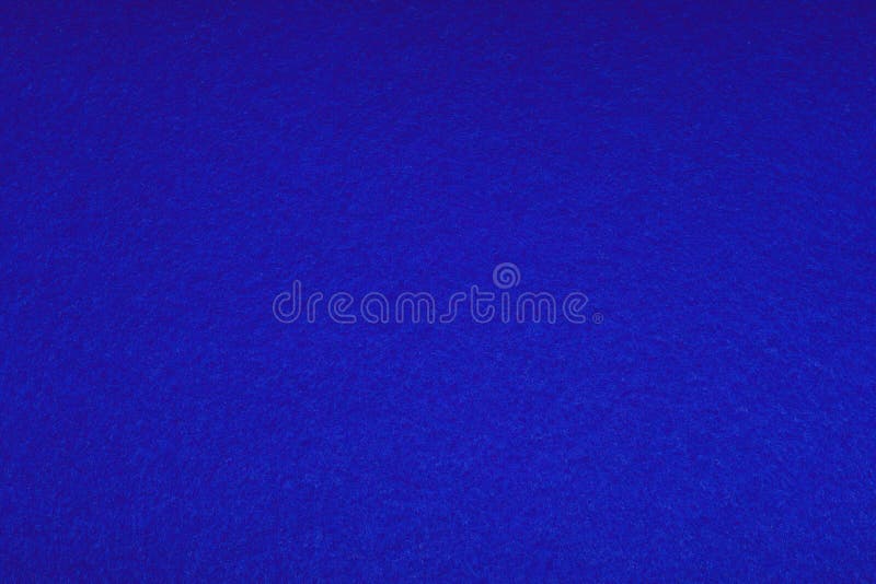 Feltro colorato brillantemente blu - fondo Struttura lanuginosa morbida Priorit? bassa di arte astratta Spazio vuoto immagini stock Feltro colorato brillantemente blu - fondo Struttura lanuginosa morbida Priorit? bassa di arte astratta Spazio vuoto immagini stock