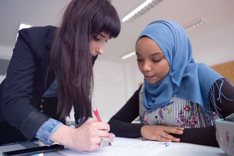 Female Architecture Teacher At Work. Female Professor Explain Architectural Projects To Students. Beautiful Female University