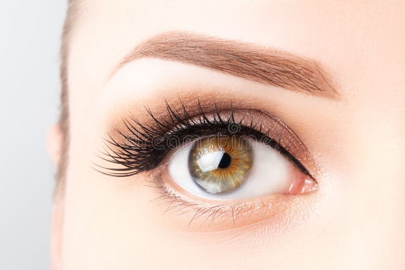 Light Brown Eyelash Extensions