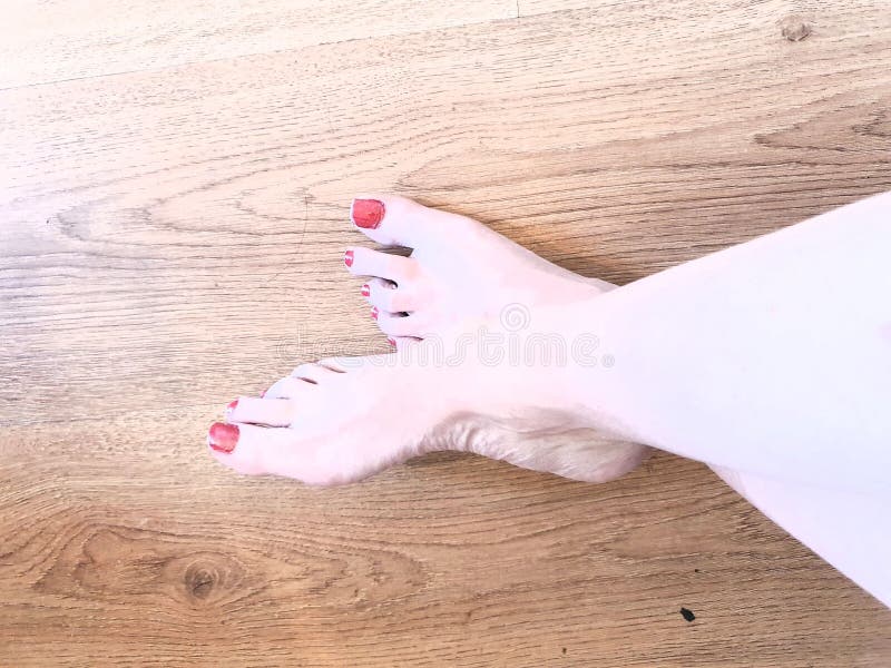 feet size 5