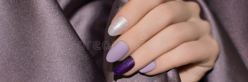 Female Hand with Glitter Nail Design. Purple Nail Polish Manicure. Woman  Hand Hold Grey Wool Shawl Stock Image - Image of manicured, female:  203559325