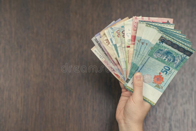 To convert malaysia indonesia money