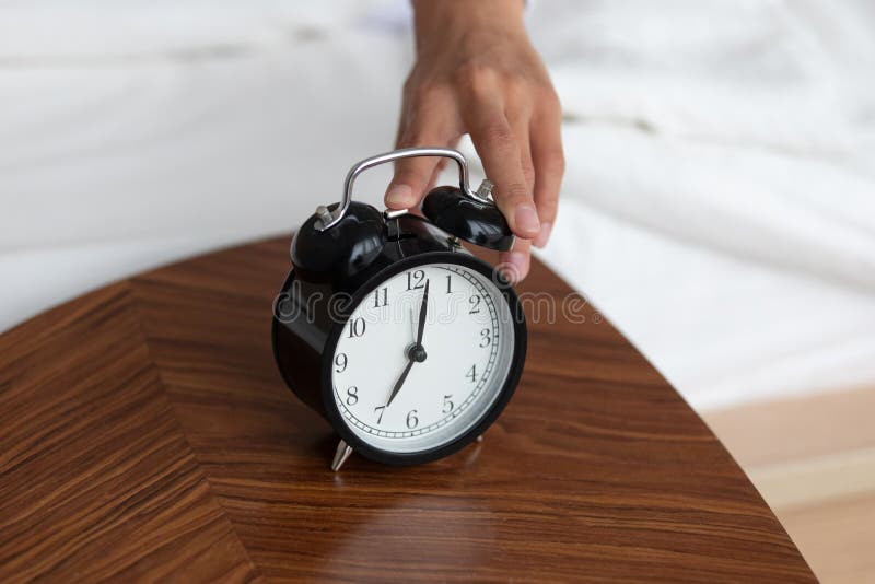 alarm clock that turns off automatically alarm clock that turns off automatically