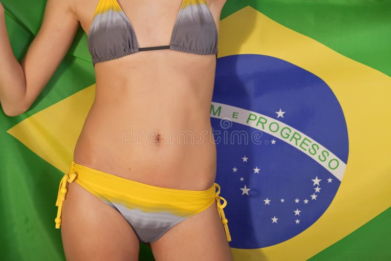 Femeie sub pavilion brazilian stock image