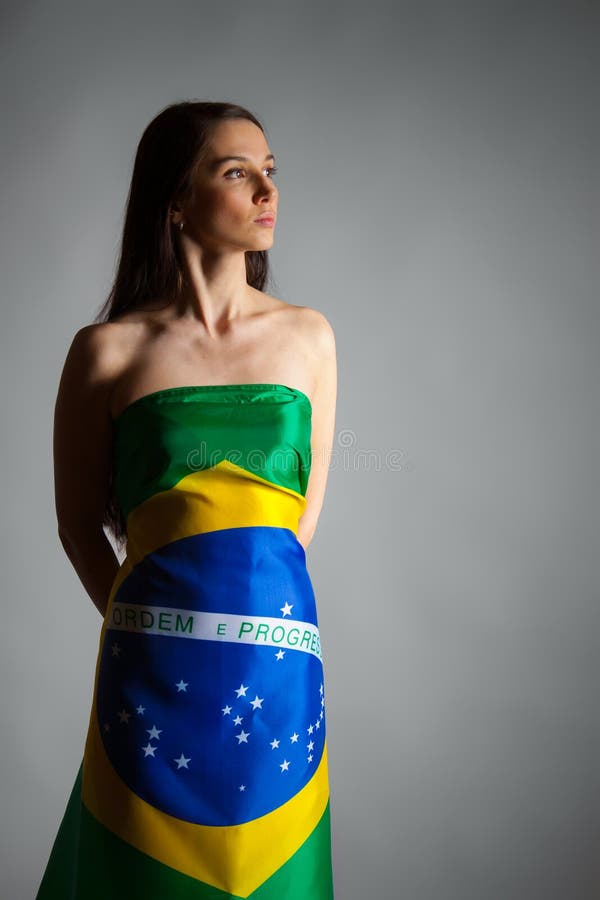 Femeie sub pavilion brazilian royalty free stock photos