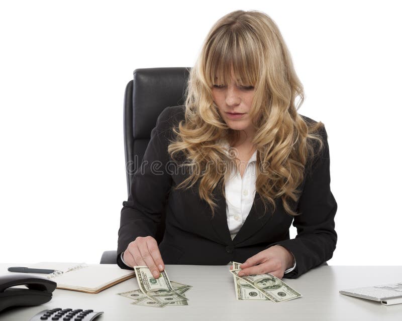 Femme d'affaires l'établissant finances photographie stock Femme d'affaires l'établissant finances photographie stock
