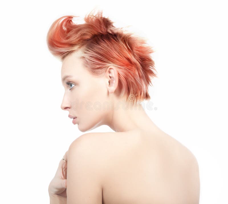 Femme d'une chevelure rouge photographie stock libre de droits Femme d'une chevelure rouge photographie stock libre de droits