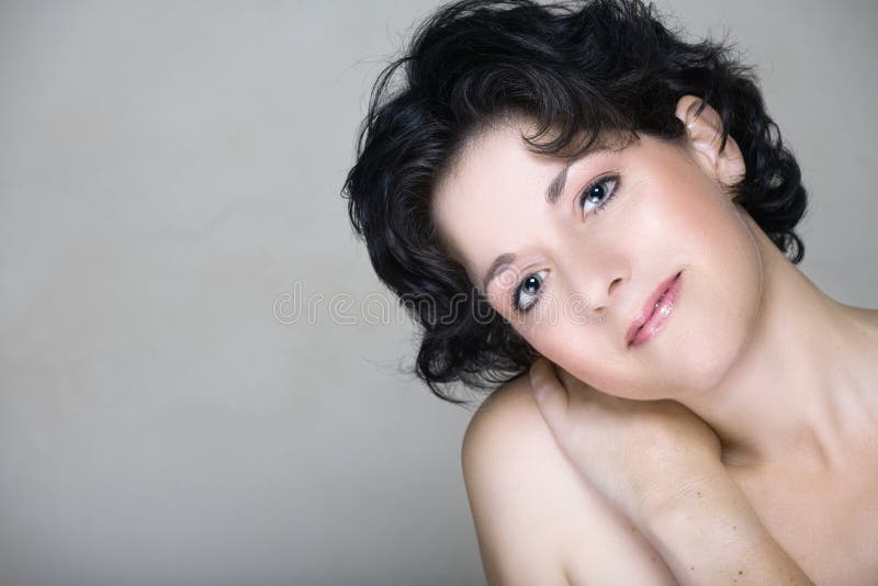 Femme normal dans mi 30s image stock. Image du personne 4759987