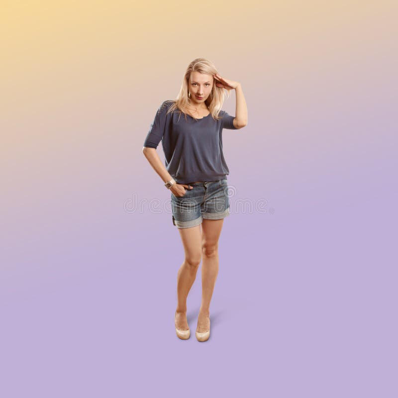 Femme sur le fond à la mode de gradient photos stock