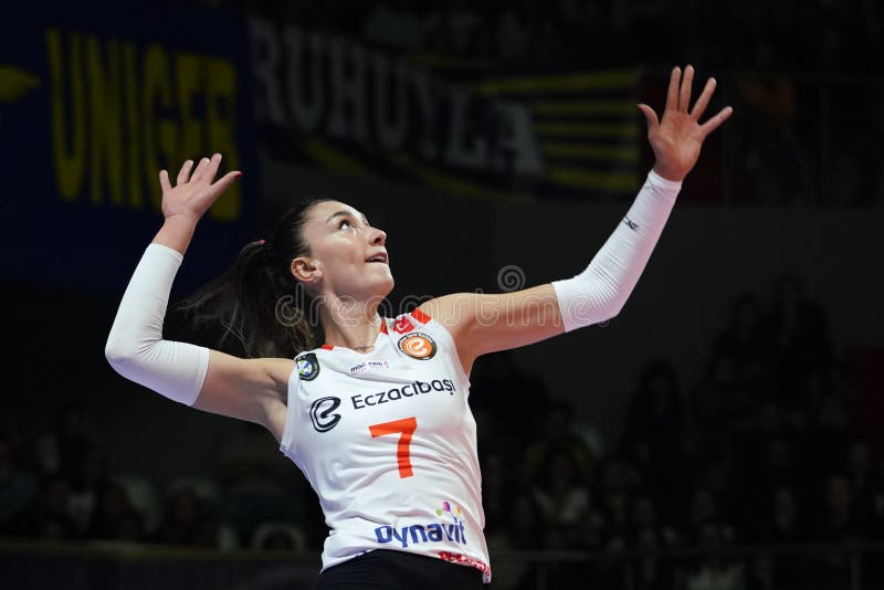 ISTANBUL, TURKIYE - NOVEMBER 02, 2022: Hande Baladin serves during Fenerbahce Opet vs Eczacibasi Dynavit Turkish Sultans League match in Burhan Felek Sport Hall